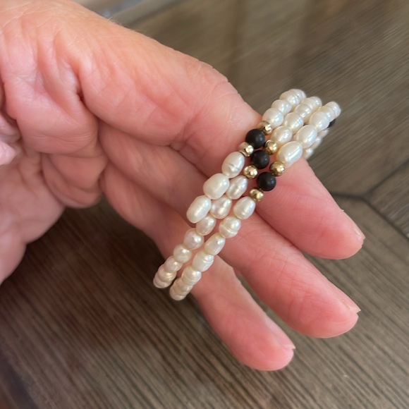 Vintage Fresh Water Pearl Memory Wire Bracelet 3 Strand - Picture 9 of 15